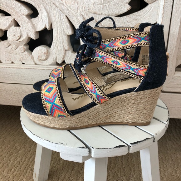 Sam Edelman Girls Wedge Sandals - Picture 2 of 3